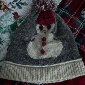 Vintage hand knit snowman beanie winter hat